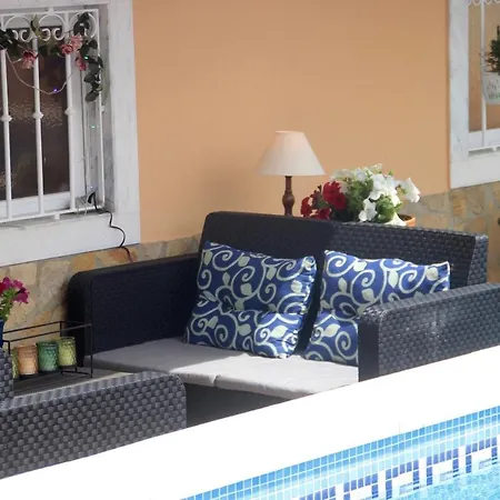 Alloggio in famiglia Castelinho Carrascal Summer Apt & Heated Pool *